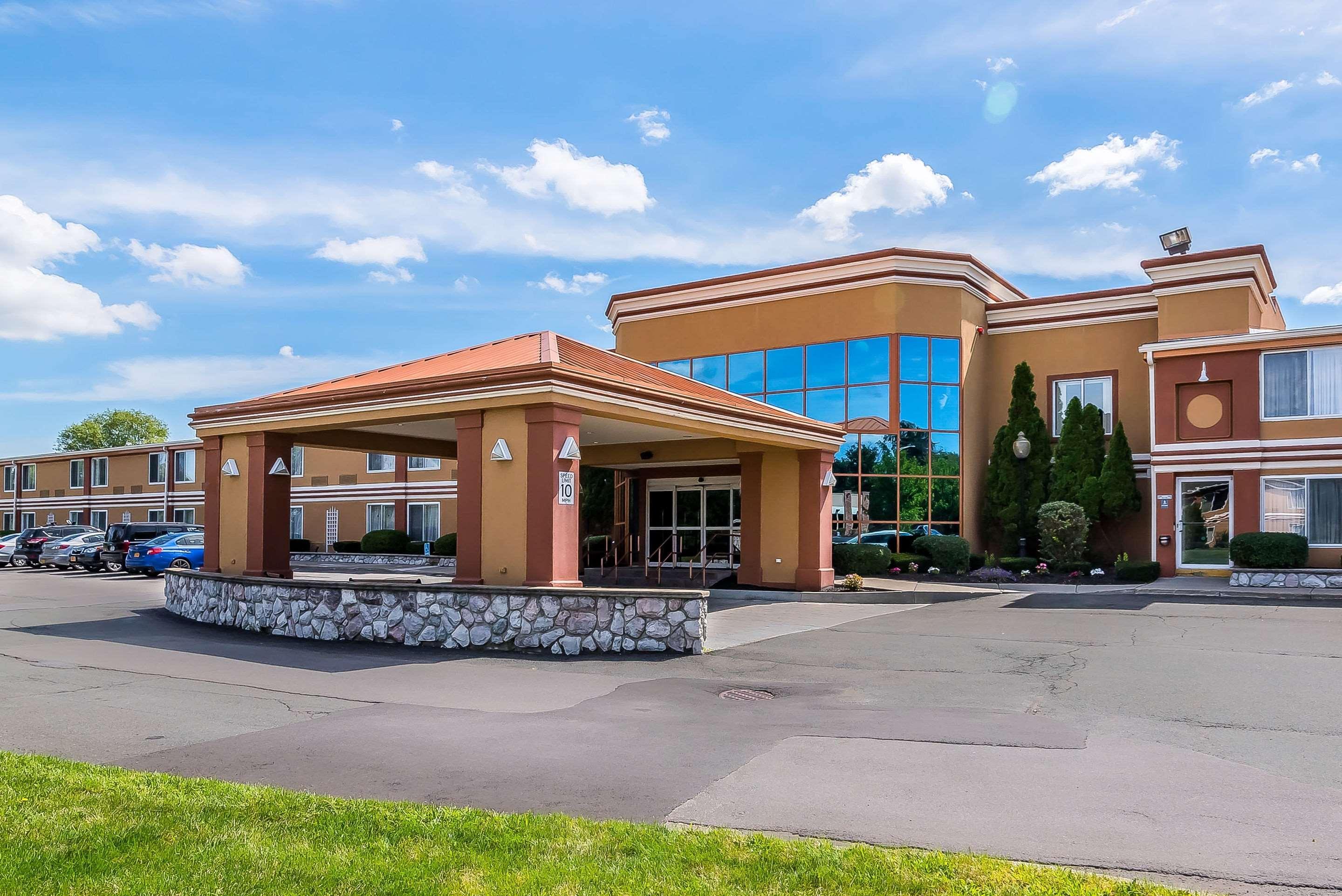 Quality Inn & Suites Albany Airport Latham Exterior foto